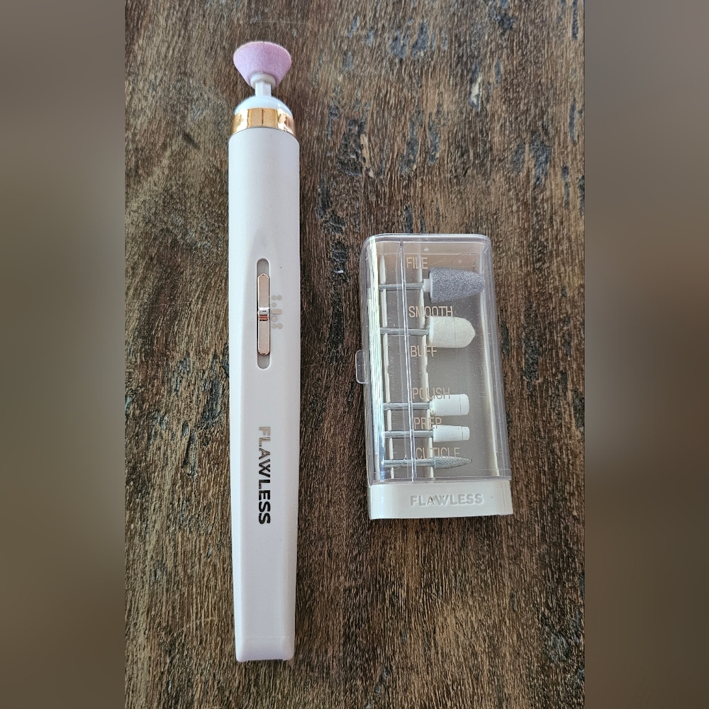 Flawless Nail Care System with Attachments